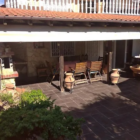 Iraklitsa Lovely Maisonette Close To The Sea בית נופש