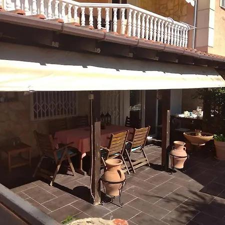 בית נופש Iraklitsa Lovely Maisonette Close To The Sea Nea Iraklitsa